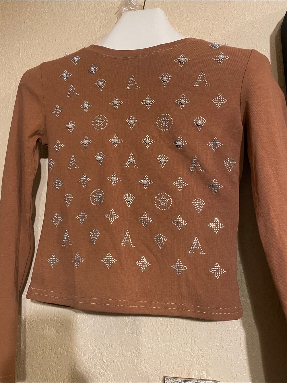 Long-Sleeve Brown Rhinestone Tee
